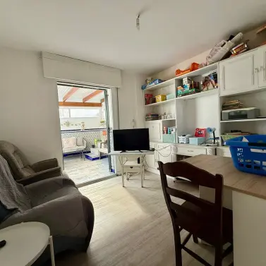 Продажа двухуровневого пентхауса в Estepona