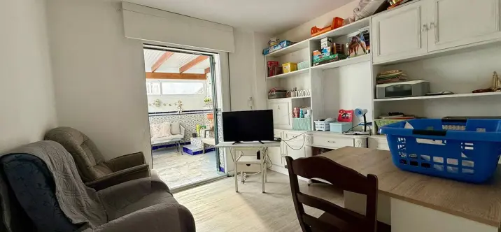 Продажа двухуровневого пентхауса в Estepona 1