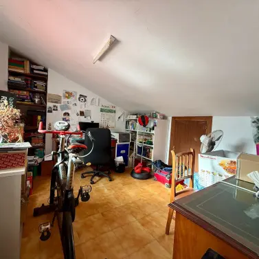 Продажа двухуровневого пентхауса в Estepona