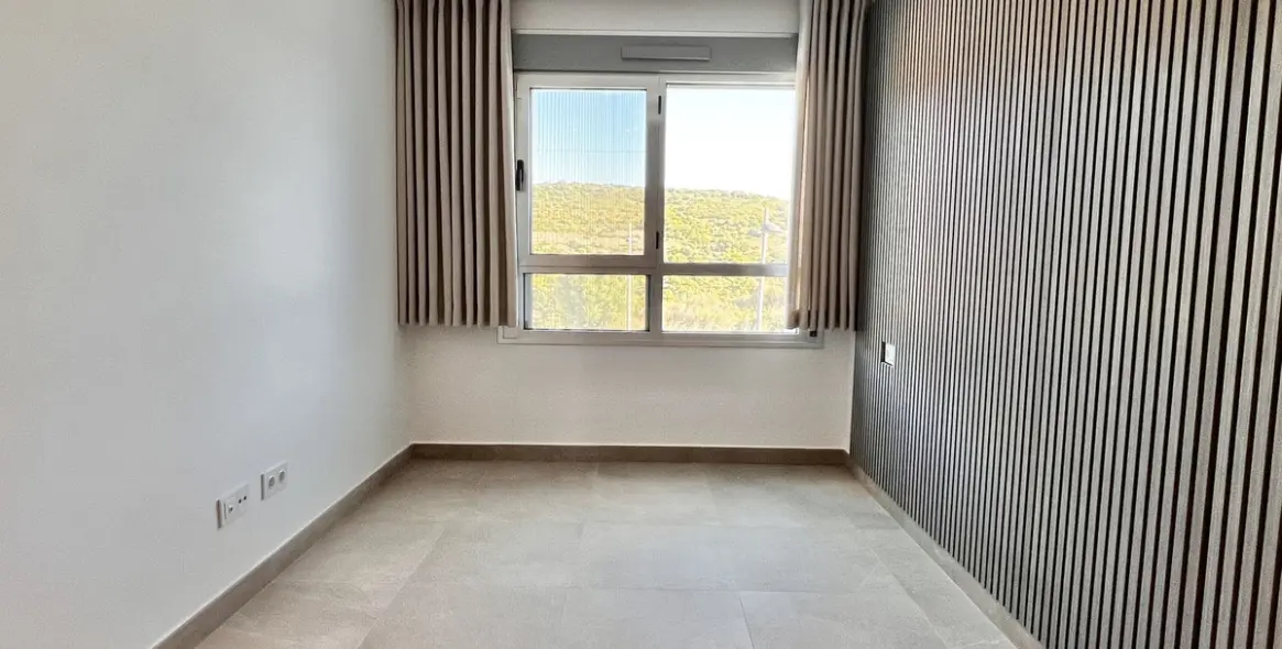 Sale of townhouse in Estepona 18