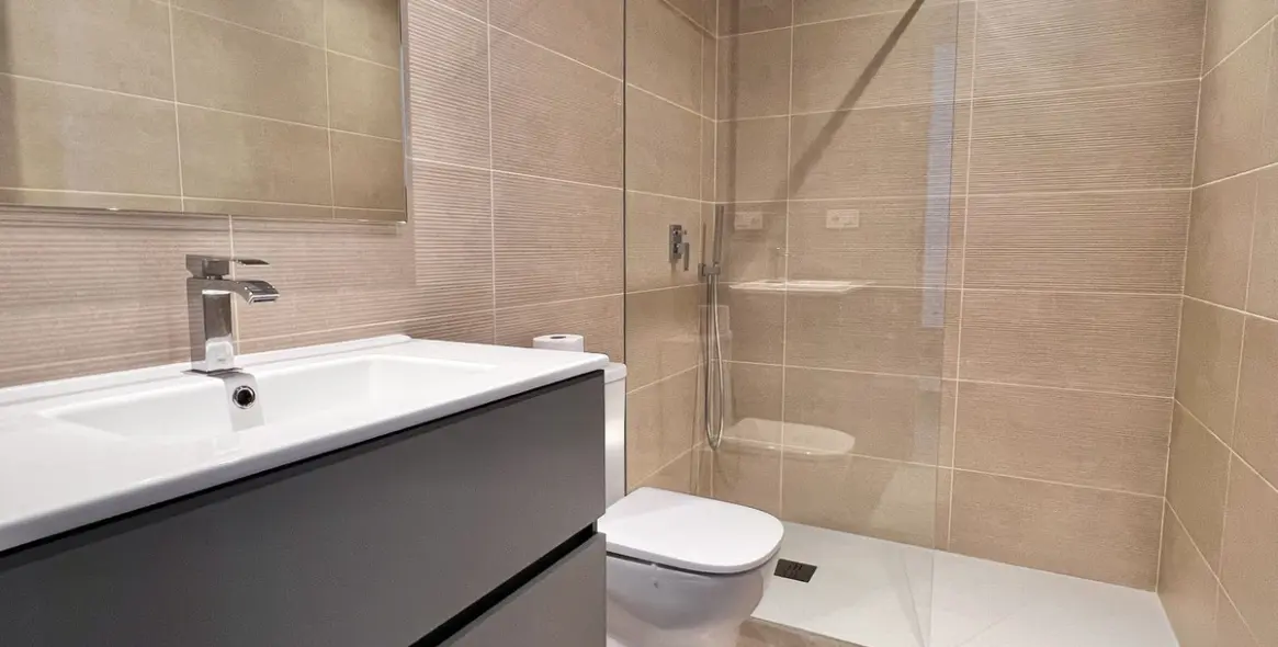 Sale of townhouse in Estepona 20