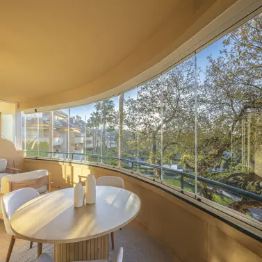 Venta de apartamento en planta media en Elviria