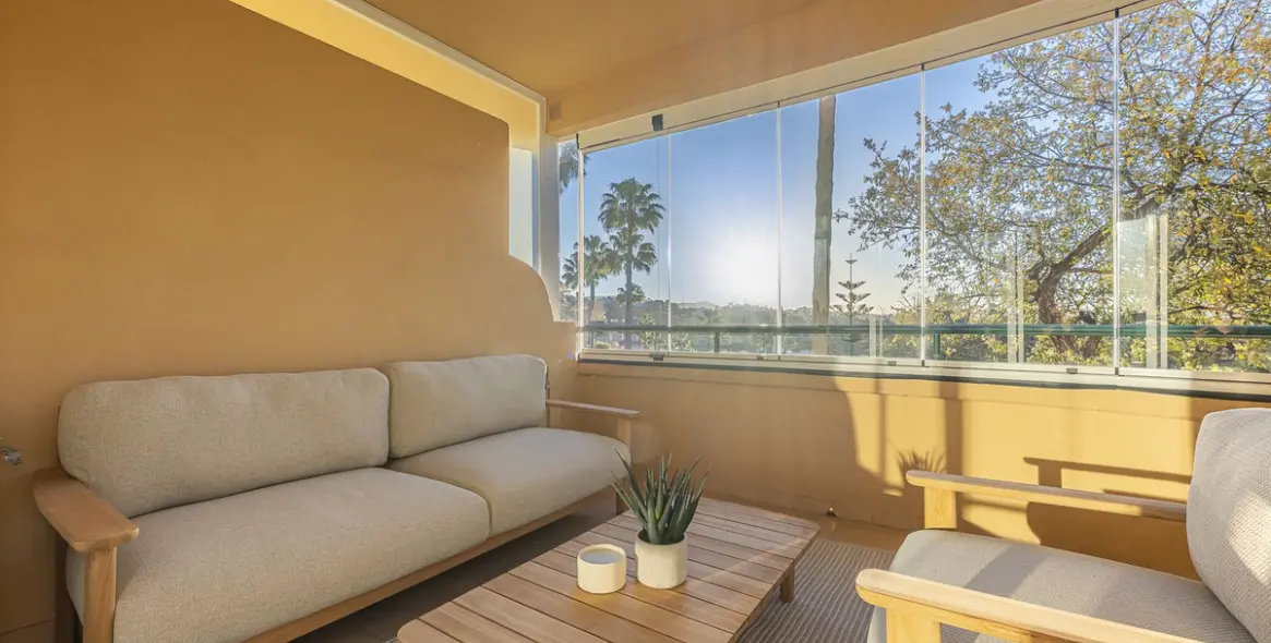 Продажа апартаментов на среднем этаже в Elviria 5