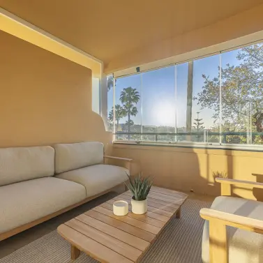 Venta de apartamento en planta media en Elviria