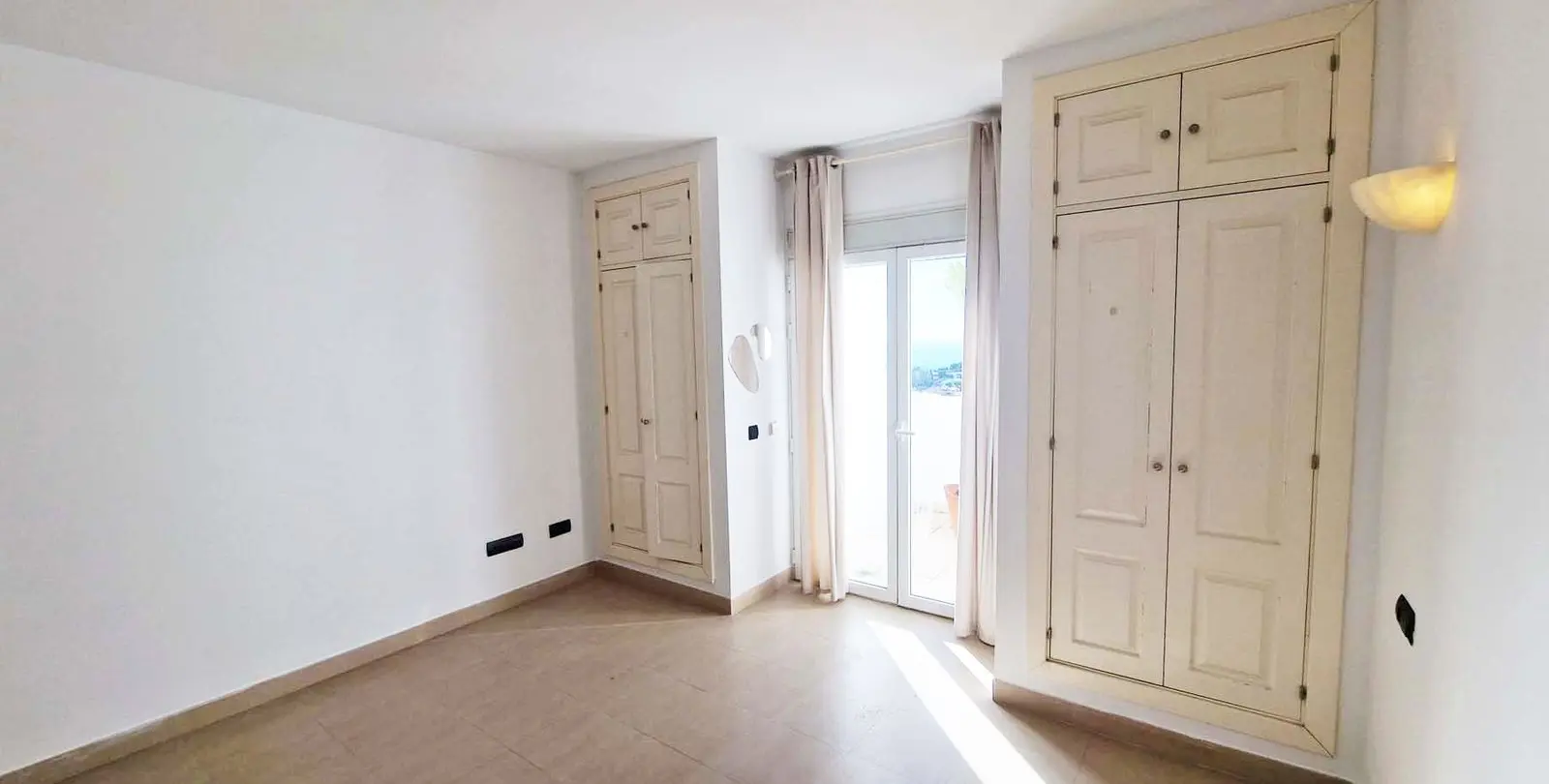 Продажа апартаментов на среднем этаже в Benalmadena Costa 7