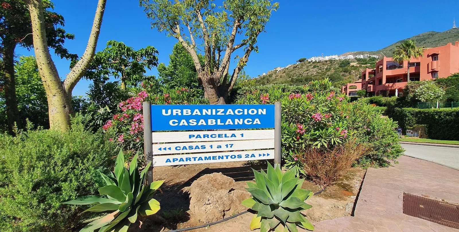 Продажа апартаментов на среднем этаже в Benalmadena Costa 23