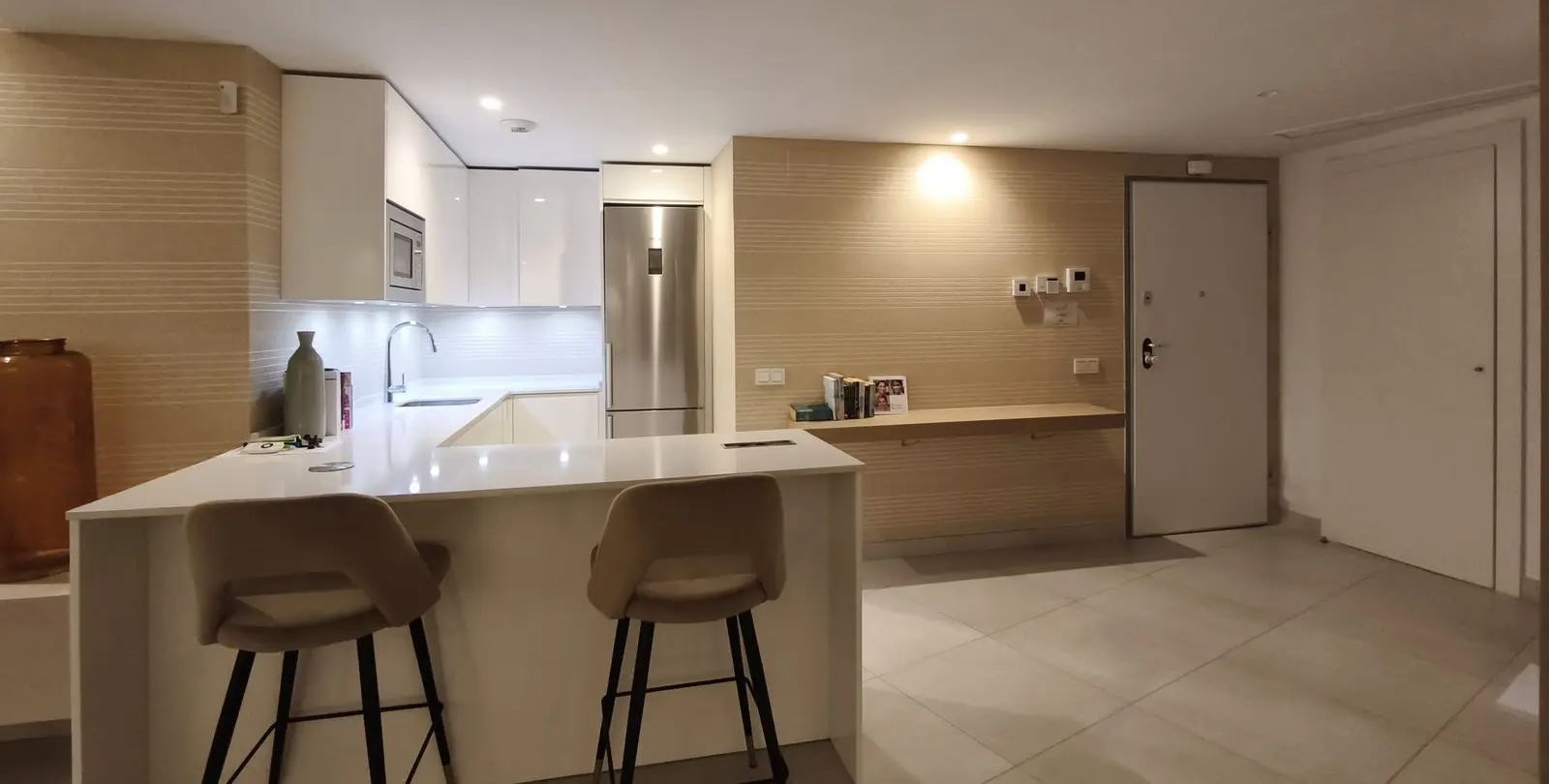 Sale of penthouse in Altos de los Monteros 27