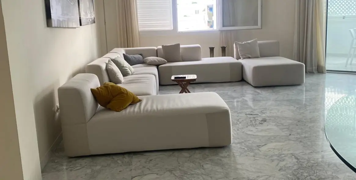 Продажа апартаментов на среднем этаже в Puerto Banús 4