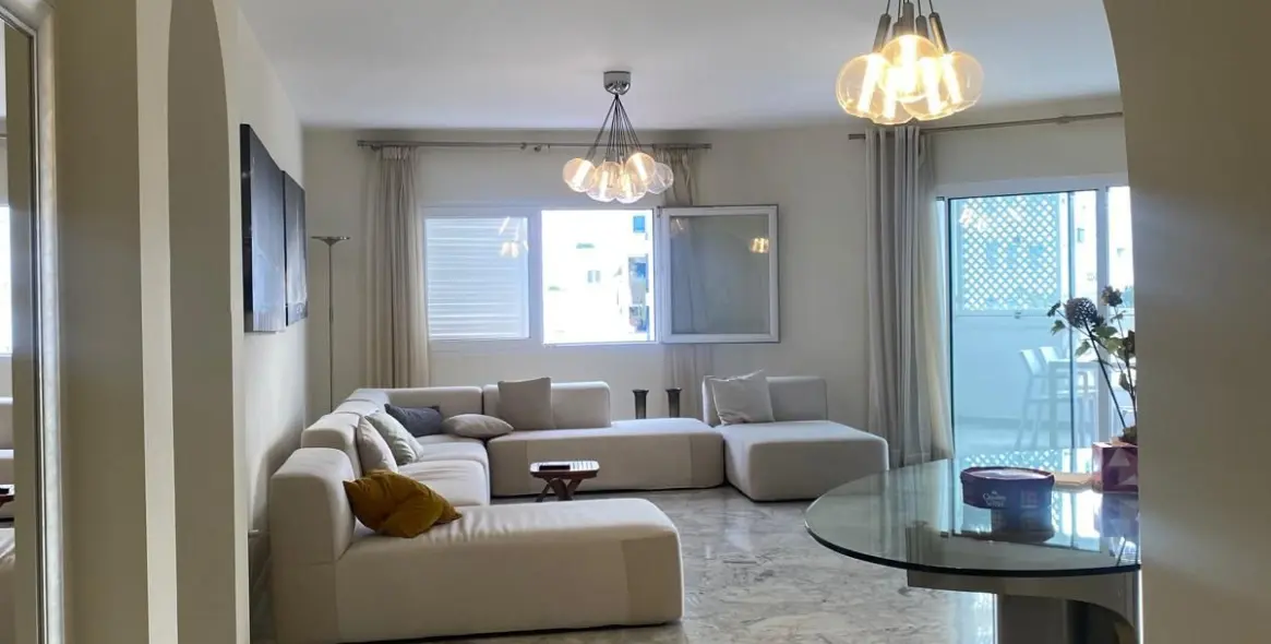 Продажа апартаментов на среднем этаже в Puerto Banús 12