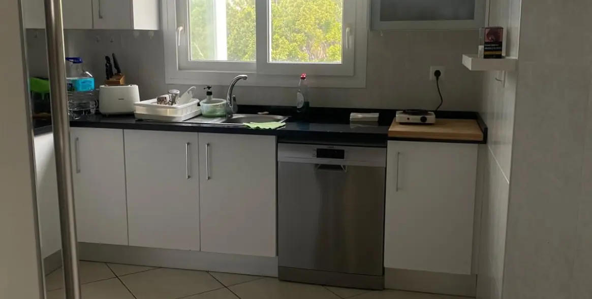 Продажа апартаментов на среднем этаже в Puerto Banús 14