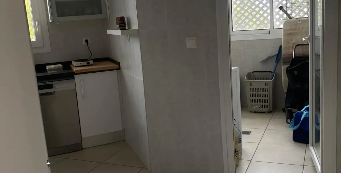 Продажа апартаментов на среднем этаже в Puerto Banús 16