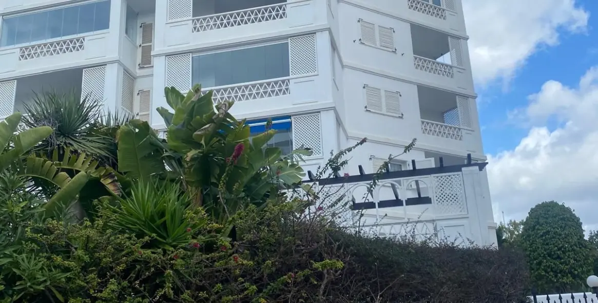 Продажа апартаментов на среднем этаже в Puerto Banús 23