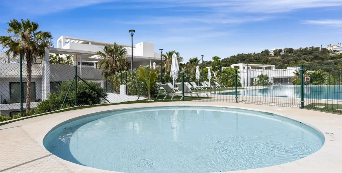 Продажа апартаментов на первом этаже в Benahavís 7