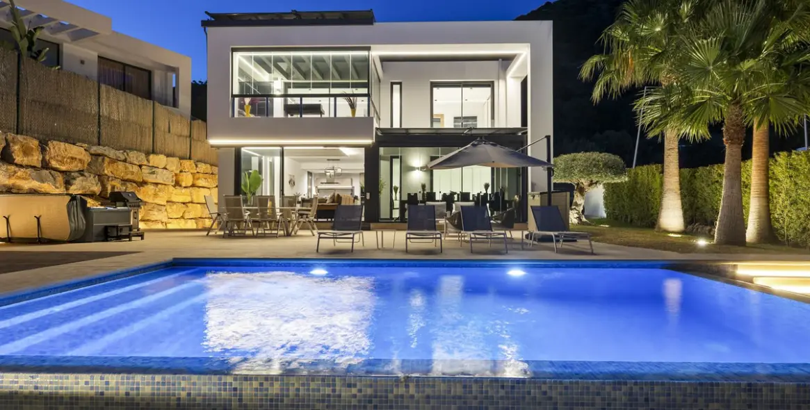 Venta de villa independiente en Mijas 1