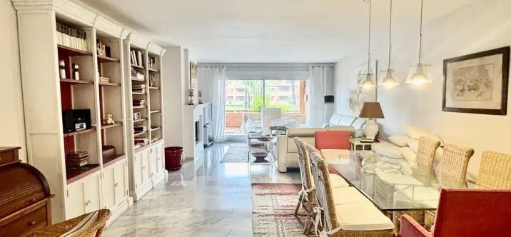 Venta de ático dúplex en Guadalmina Baja 0