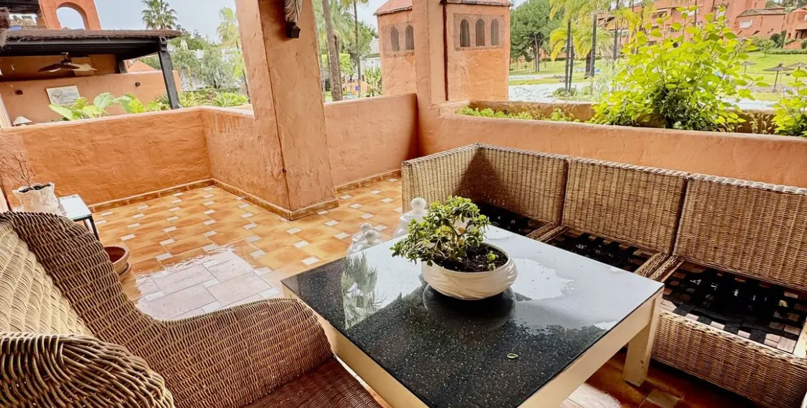 Продажа двухуровневого пентхауса в Guadalmina Baja 3