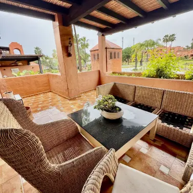 Venta de ático dúplex en Guadalmina Baja