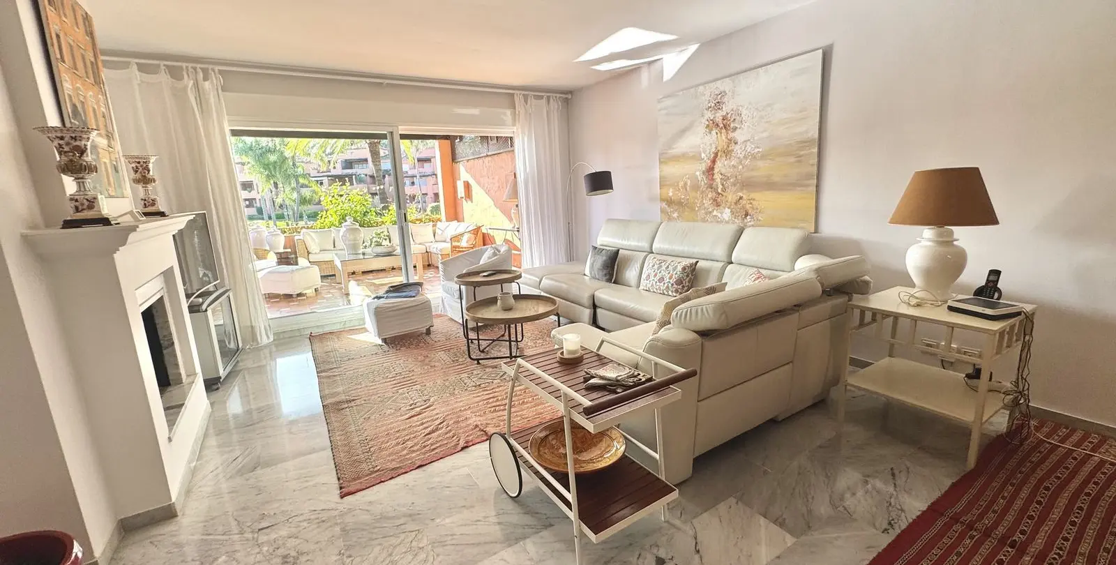 Sale of penthouse duplex in Guadalmina Baja 3