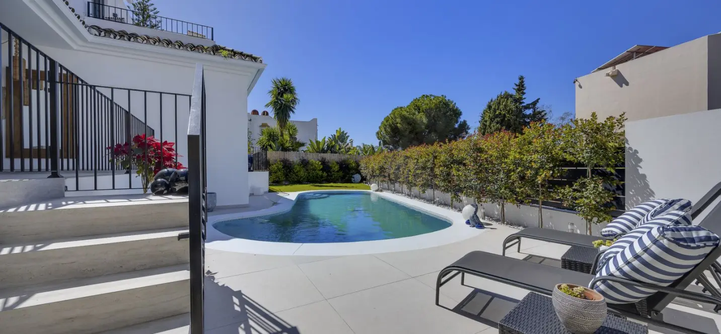 Venta de villa independiente en Guadalmina Alta 2