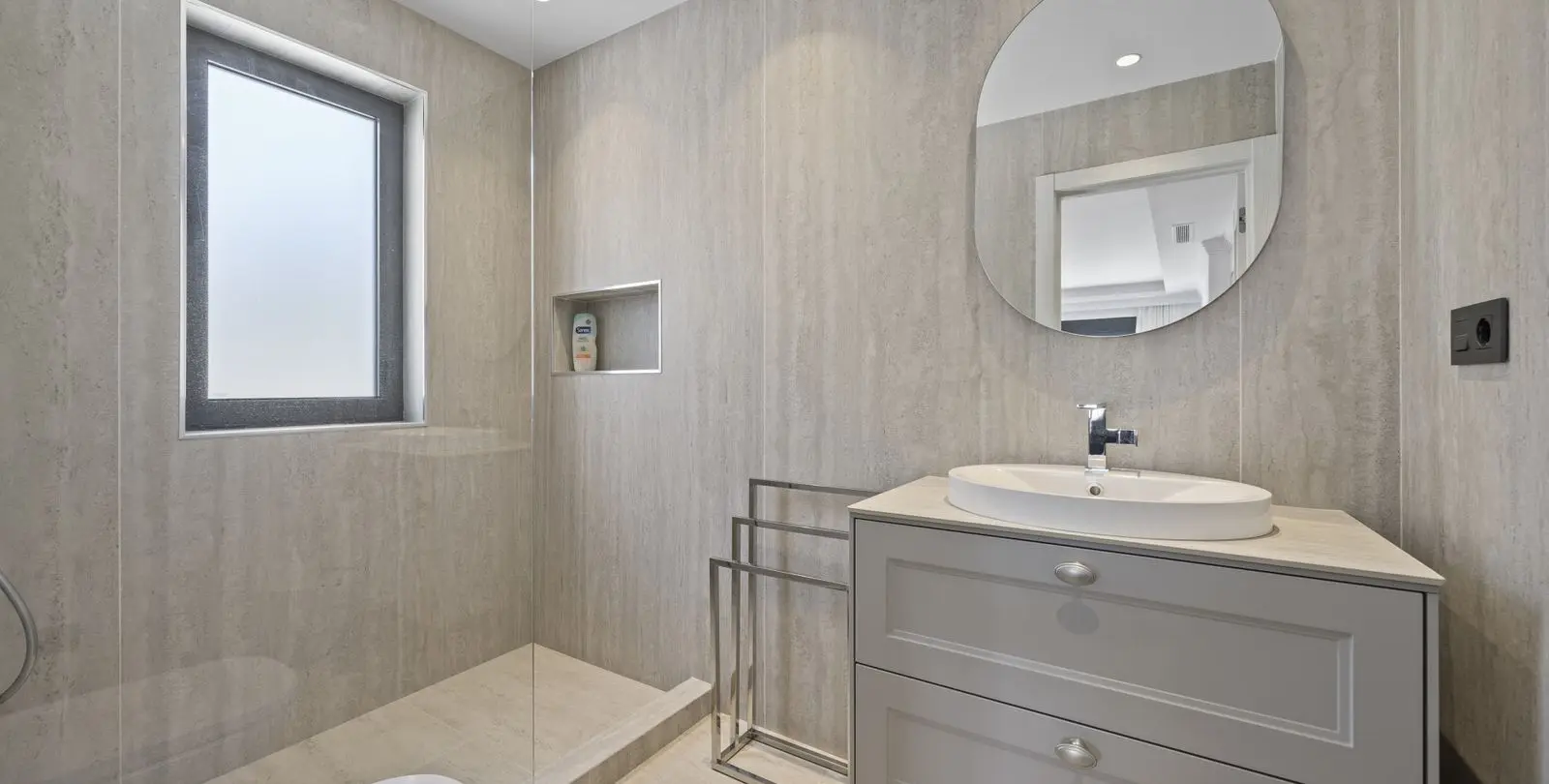 Venta de villa independiente en Guadalmina Alta 36