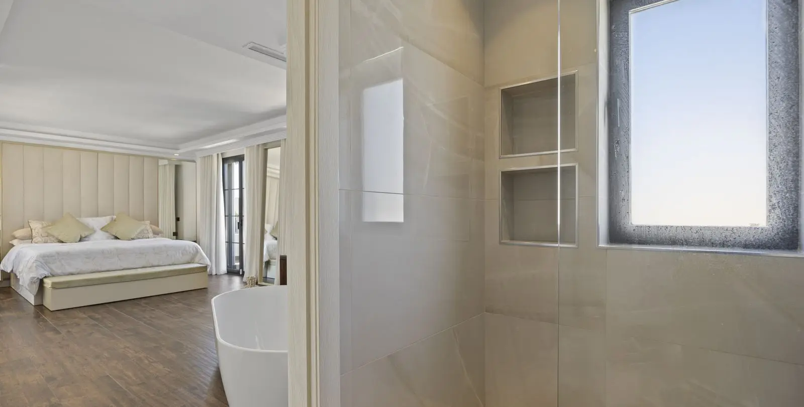 Venta de villa independiente en Guadalmina Alta 40