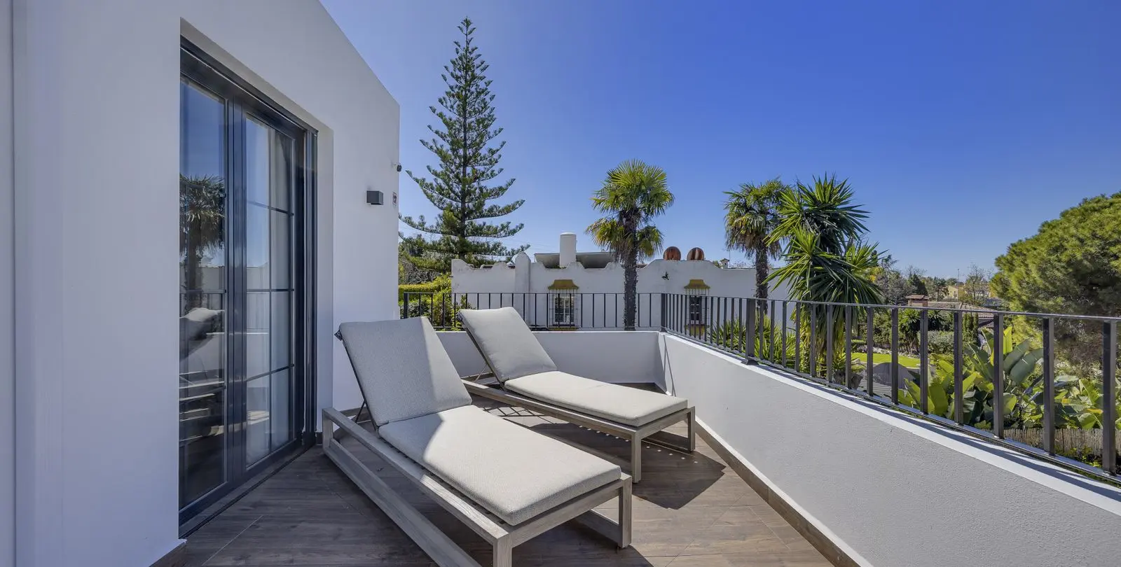 Venta de villa independiente en Guadalmina Alta 50