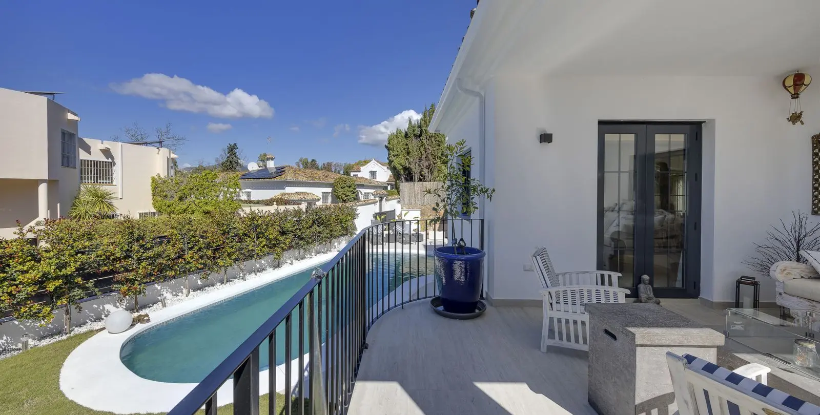 Venta de villa independiente en Guadalmina Alta 52