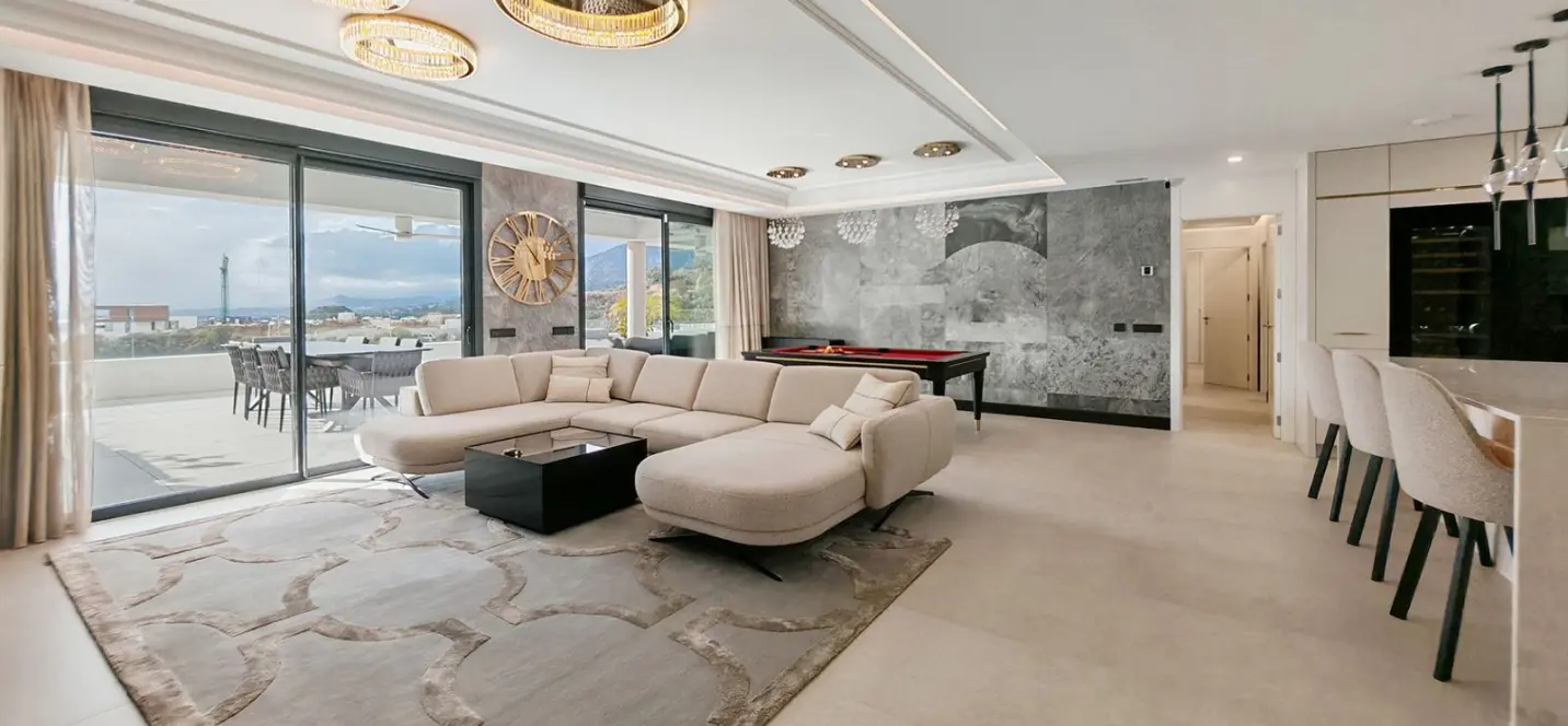 Sale of penthouse in Marbella 2