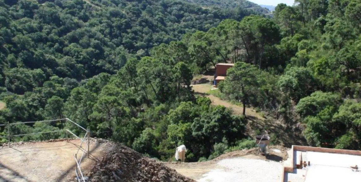 Sale of residential plot in La Zagaleta 7