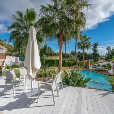 Long-term rent of detached villa in El Paraiso