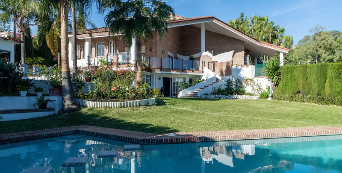 Долгосрочная аренда  отдельно стоящей виллы в El Paraiso 3