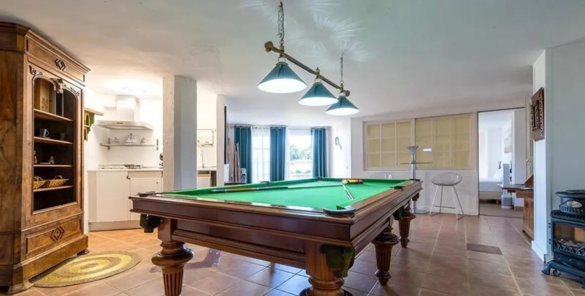 Alquiler a largo plazo de villa independiente en El Paraiso 37