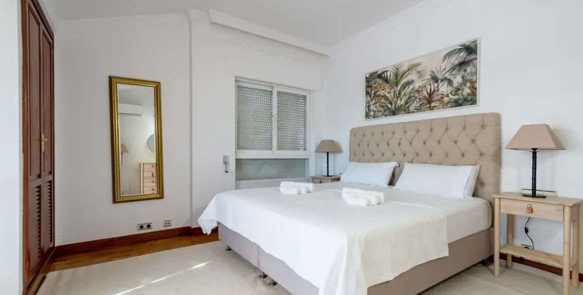 Alquiler a largo plazo de villa independiente en El Paraiso 53