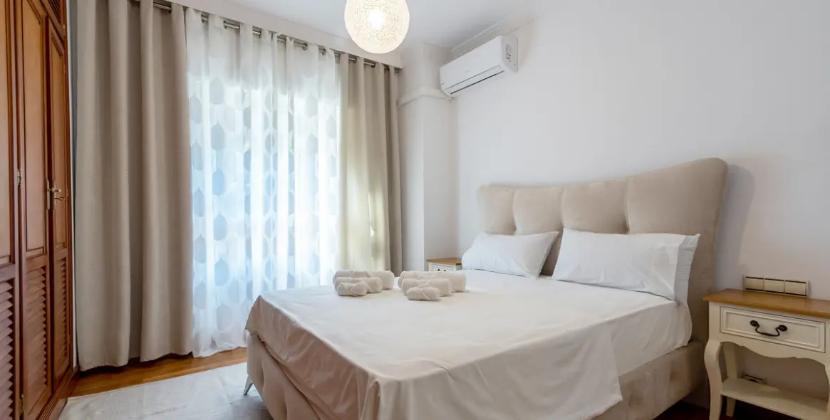 Alquiler a largo plazo de villa independiente en El Paraiso 55