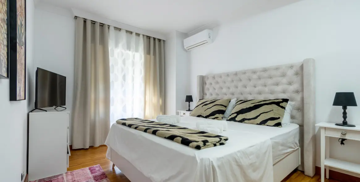 Alquiler a largo plazo de villa independiente en El Paraiso 57