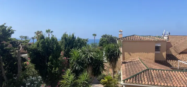 Долгосрочная аренда  отдельно стоящей виллы в Costabella 2