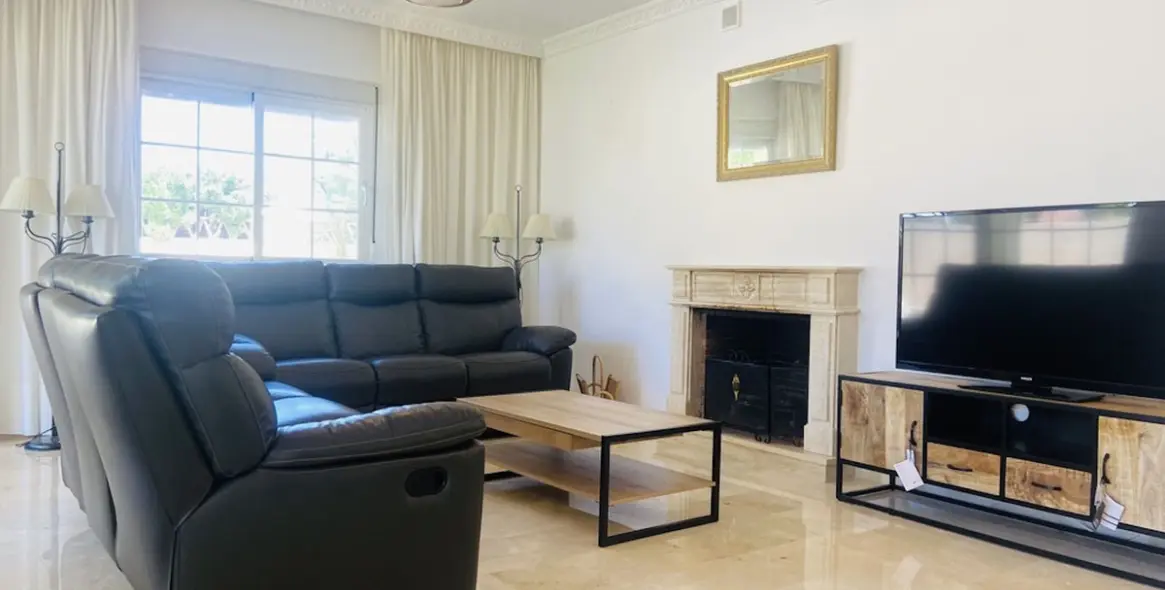 Долгосрочная аренда  отдельно стоящей виллы в Costabella 5