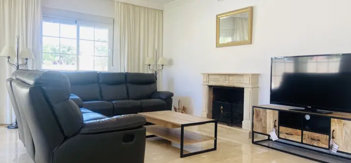 Долгосрочная аренда  отдельно стоящей виллы в Costabella 4