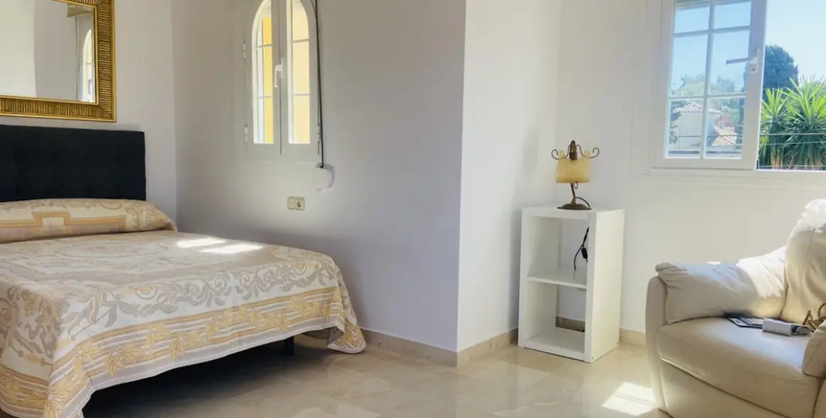 Долгосрочная аренда  отдельно стоящей виллы в Costabella 8