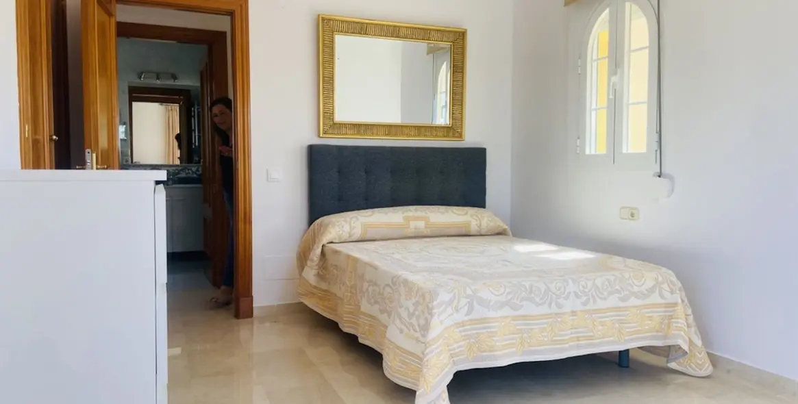 Долгосрочная аренда  отдельно стоящей виллы в Costabella 10