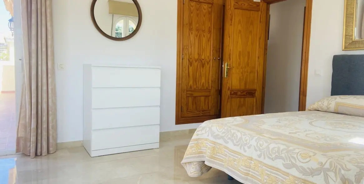 Долгосрочная аренда  отдельно стоящей виллы в Costabella 13