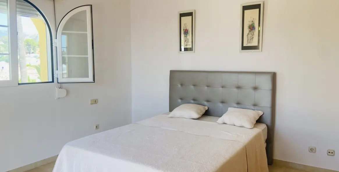 Долгосрочная аренда  отдельно стоящей виллы в Costabella 15