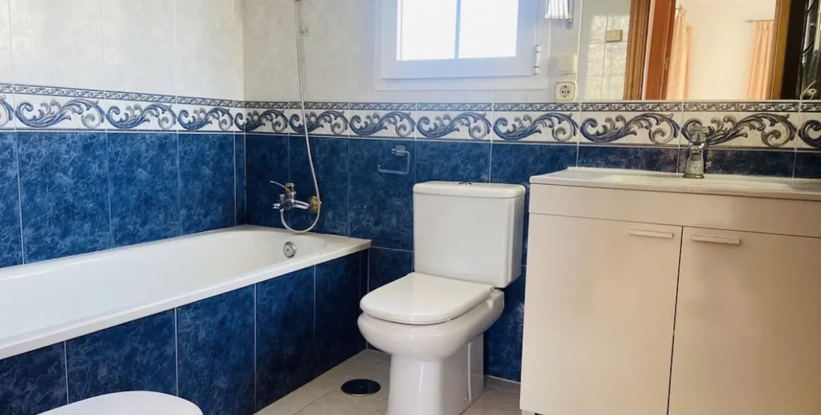 Долгосрочная аренда  отдельно стоящей виллы в Costabella 24