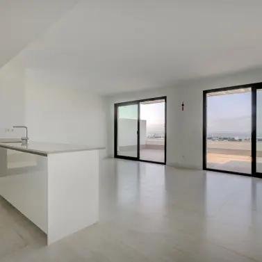 Продажа пентхауса в Estepona