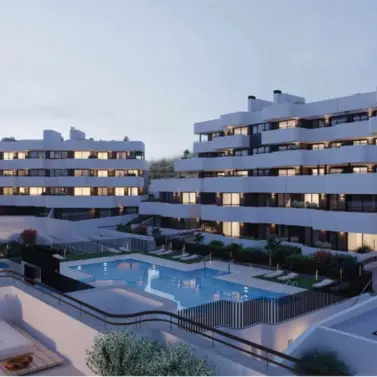 Venta de apartamento en planta media en Estepona