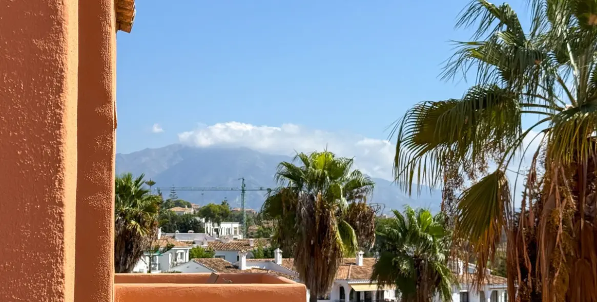 Краткосрочная аренда пентхауса в El Paraiso 11