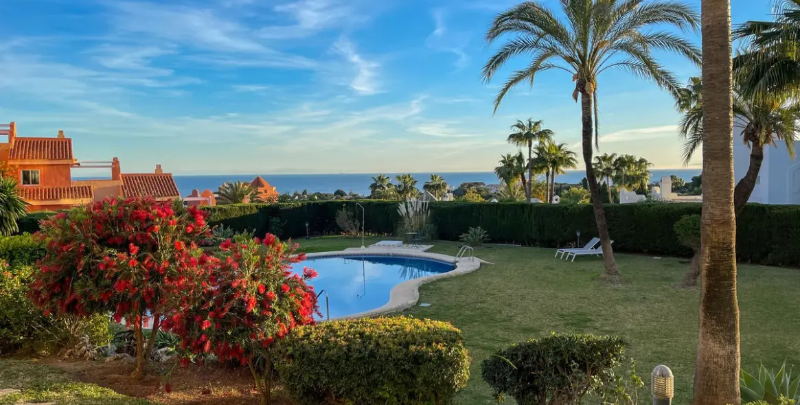 Short-term rent of penthouse in Reserva de Marbella 22
