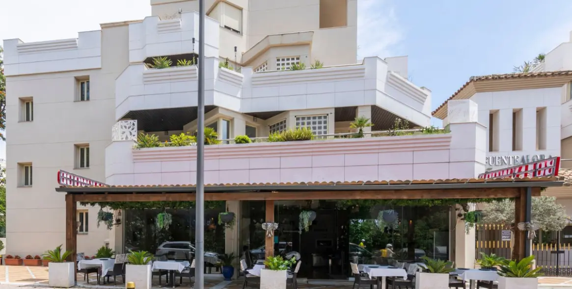 Продажа ресторана в Nueva Andalucía 1