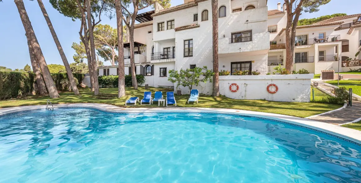 Long-term rent of penthouse in Aloha 1