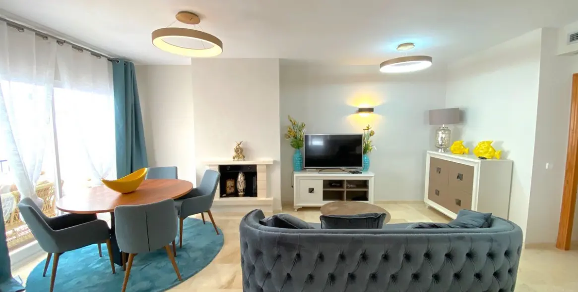 Long-term rent of penthouse in Aloha 9